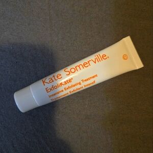 FREE WITH PURCHASE 🧡